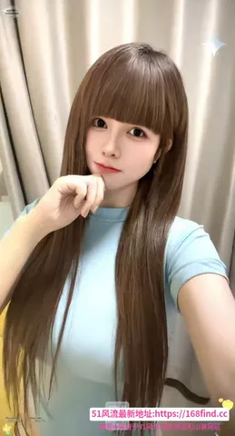 静安大胸雅雅 图片 1