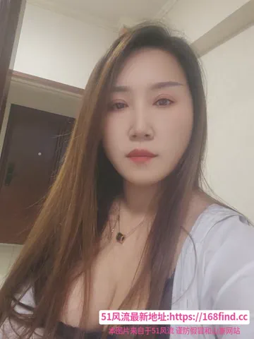 性感的小少妇 图片 1