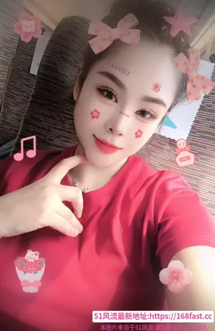 小姐姐会喷 图片 1