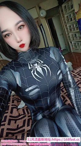 体验另类ts妖妖 图片 1