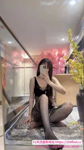 小骚妇泰国抓龙筋口出 图片 1