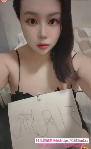 幼师下岗大奶少妇 图片 1