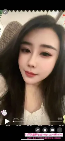 长舌骚浪女 图片 1