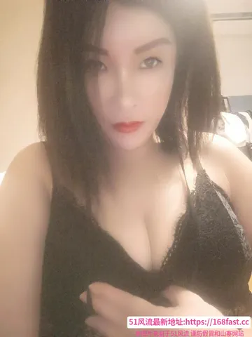 梨园大奶良家 图片 1